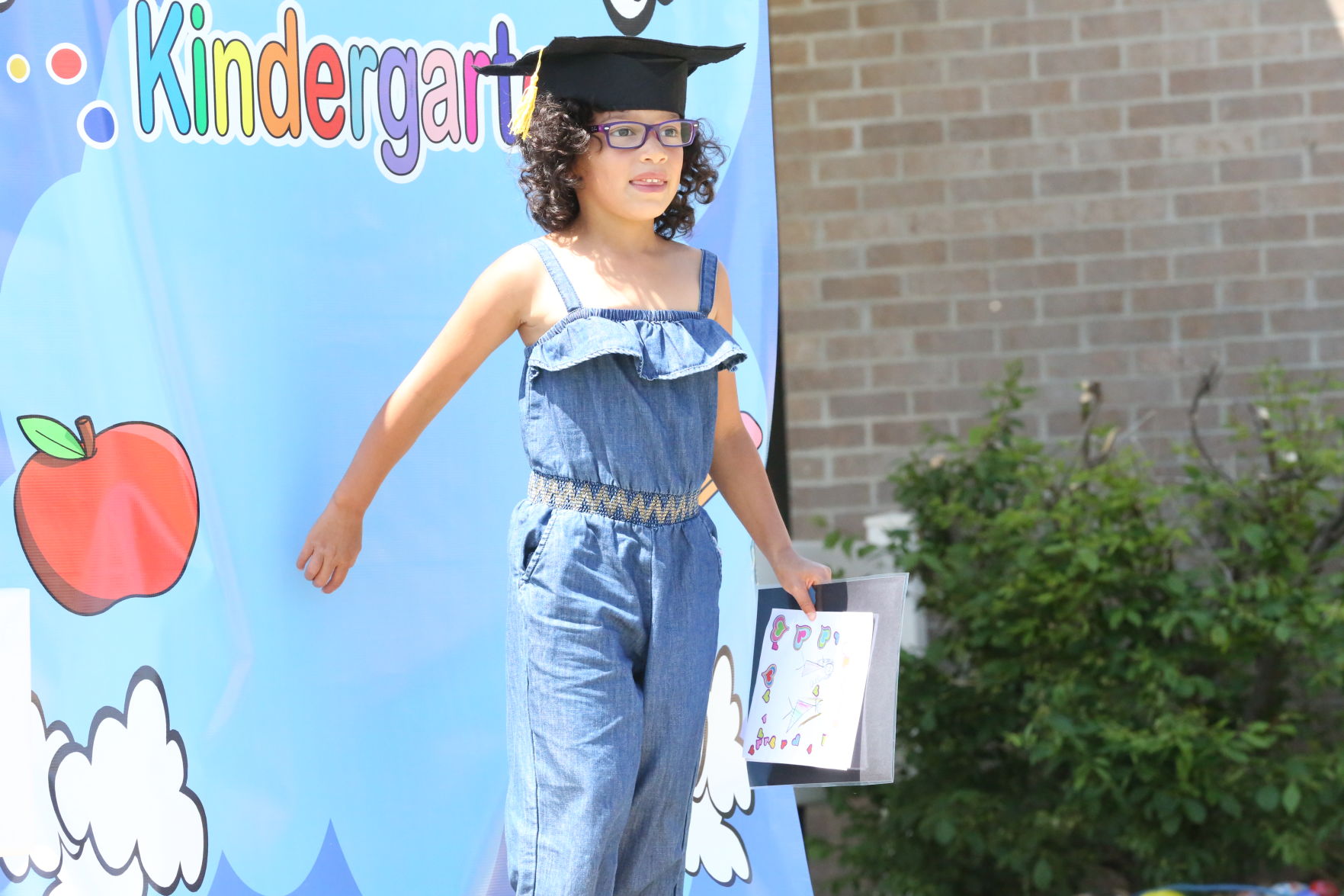 YES Kindergarten Graduation (19).JPG